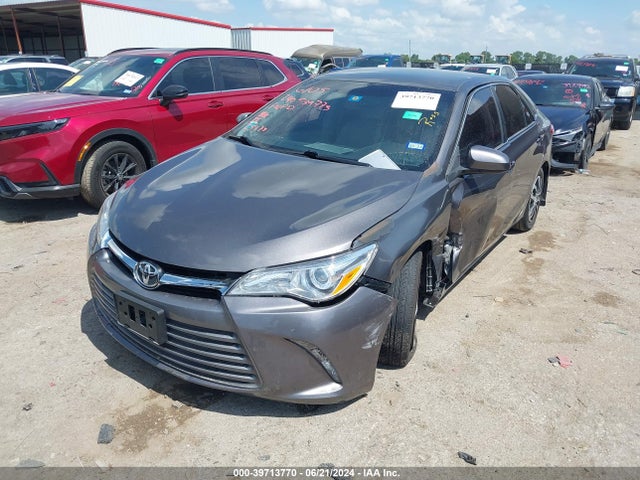 Toyota CAMRY LE 2016 4T4BF1FK5GR539630 Image 2