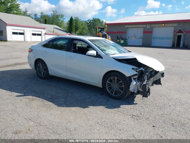 Toyota CAMRY SE 2015 4T1BF1FK2FU035237 головне зображення