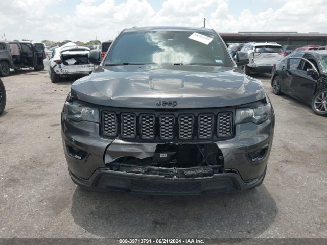 1C4RJEAG2JC380620 Jeep Grand Cherokee Altitude 4x2