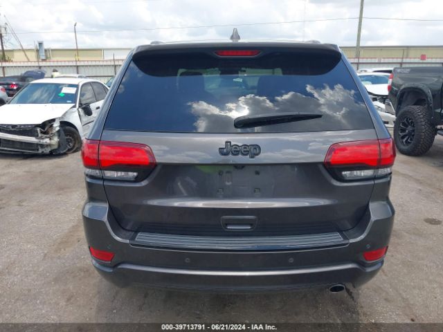 1C4RJEAG2JC380620 Jeep Grand Cherokee Altitude 4x2
