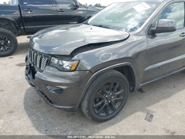 1C4RJEAG2JC380620 Jeep Grand Cherokee Altitude 4x2