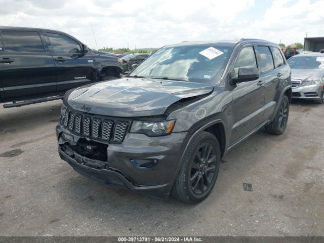 1C4RJEAG2JC380620 Jeep Grand Cherokee Altitude 4x2