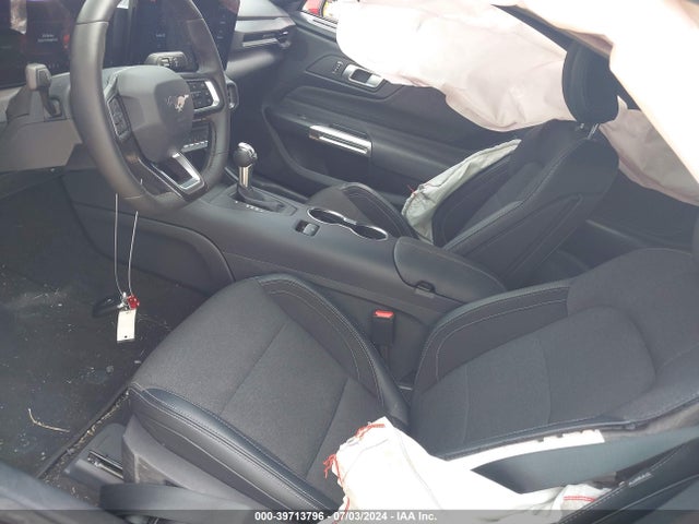 Ford Mustang Ecoboost Fastback 2024 1FA6P8TH1R5118618 Image 5