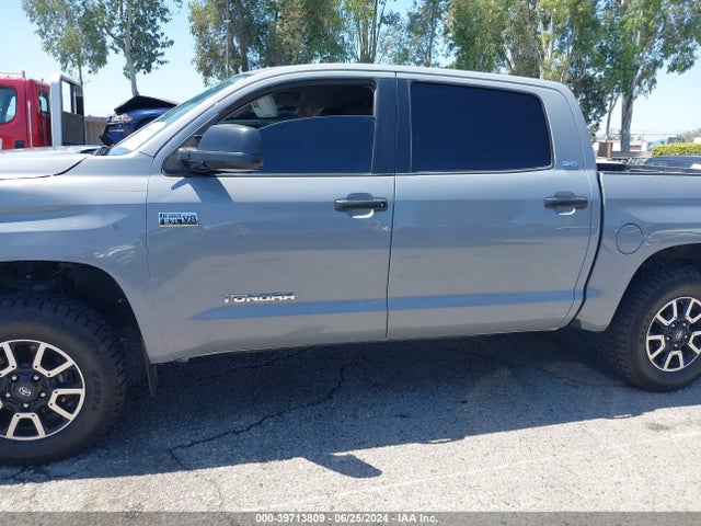 Toyota Tundra Sr5 5.7l V8 2018 5TFDY5F12JX774718 Image 14