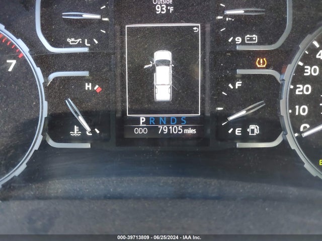 Toyota Tundra Sr5 5.7l V8 2018 5TFDY5F12JX774718 Image 15