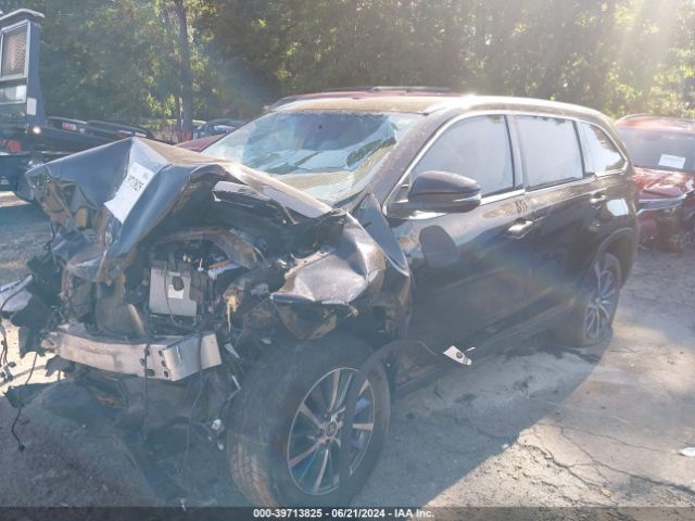 5TDKZRFH2KS353775 Toyota Highlander Xle