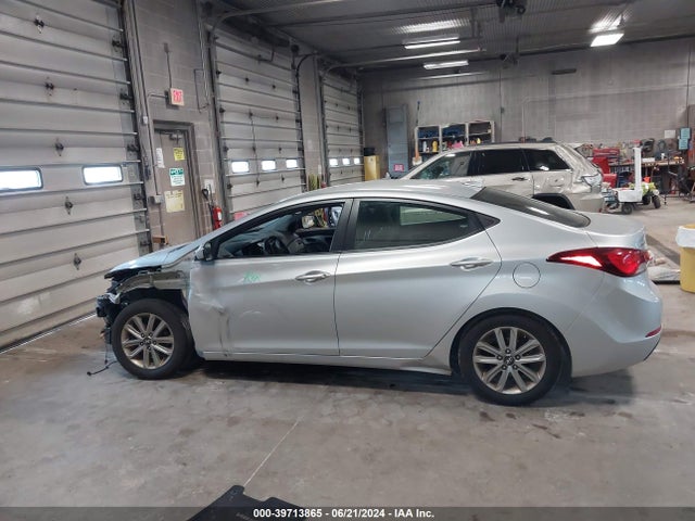 Hyundai ELANTRA SE 2016 5NPDH4AE9GH713147 Image 15