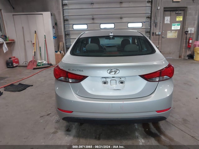 Hyundai ELANTRA SE 2016 5NPDH4AE9GH713147 Image 17