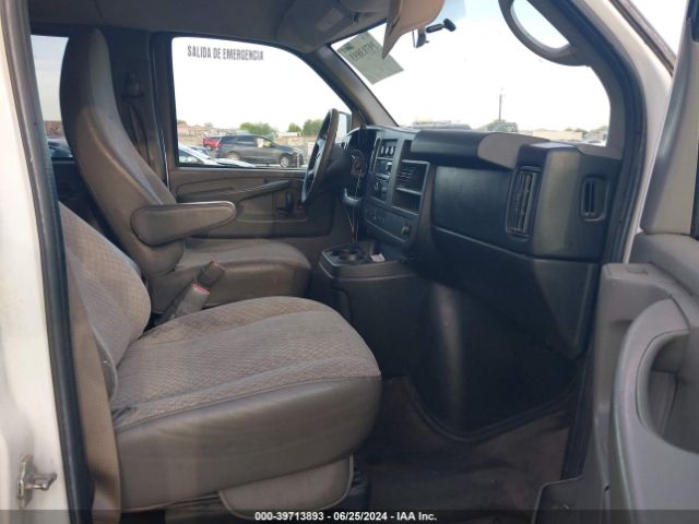 2014 GMC SAVANA 3500 1GJZ71FA2E1164143 Photo 4