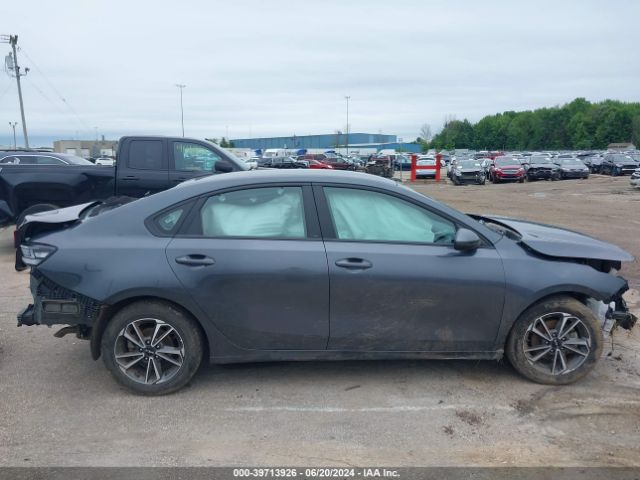 3KPF24AD0NE417954 KIA Forte Lxs