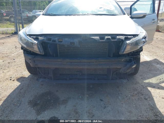 3KPFK4A73JE213959 KIA FORTE LX