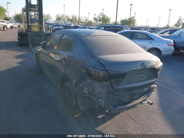 3MYDLBZVXGY129965 Scion IA