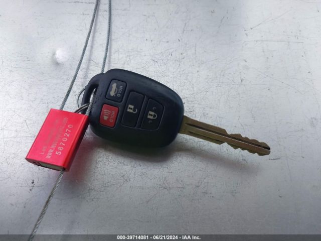 5YFBURHE7KP865512 Toyota COROLLA LE