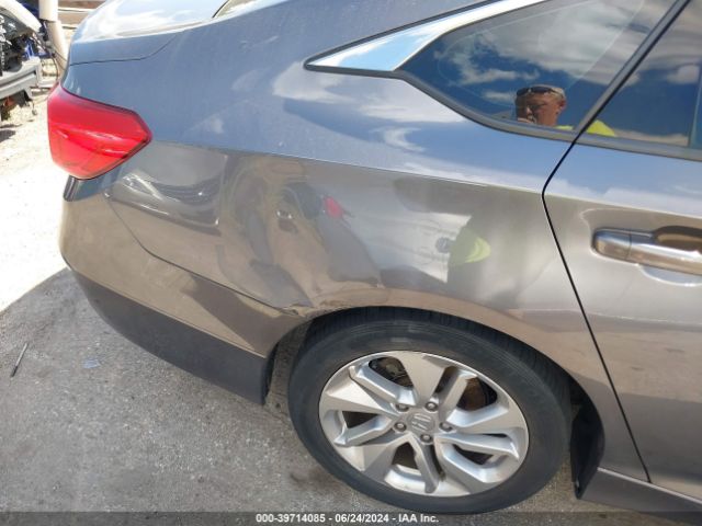 1HGCV1F12KA174817 Honda ACCORD LX