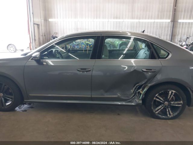 1VWAT7A30GC003709 Volkswagen Passat 1.8t S