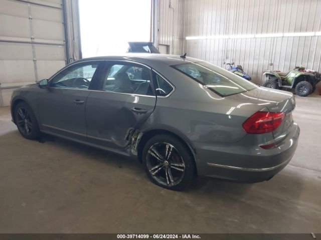 1VWAT7A30GC003709 Volkswagen Passat 1.8t S