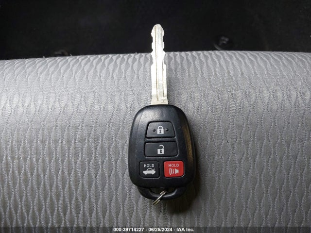 Toyota COROLLA LE 2016 2T1BURHE3GC626076 Image 11