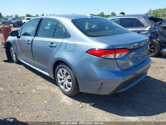 Toyota COROLLA LE 2022 JTDEPMAE0NJ208562 Image 3