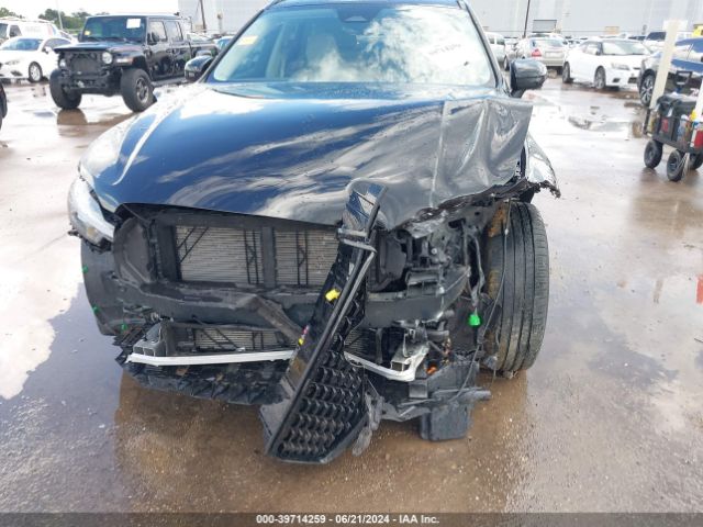 YV4L12RL2R1861199 Volvo Xc60 B5 Plus Dark Theme