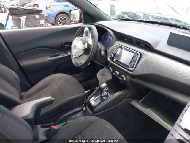 3N1CP5CU3KL566182 Nissan KICKS S
