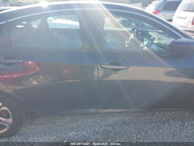 2HGFC2F5XHH522207 Honda Civic Lx