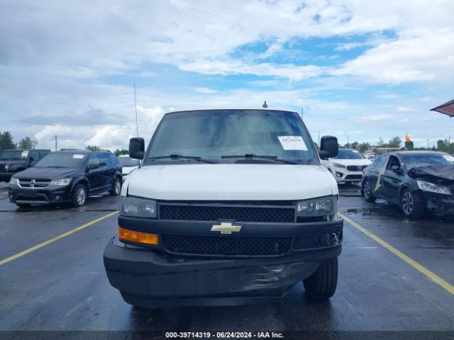1GCWGAFG9J1340131 Chevrolet Express 2500 Work Van