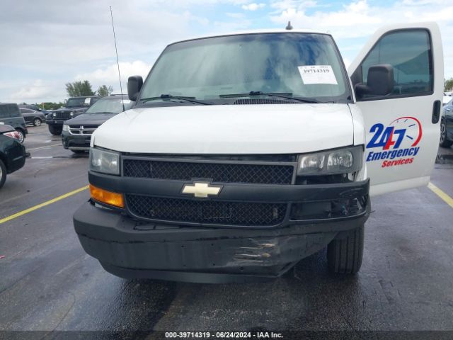 1GCWGAFG9J1340131 Chevrolet Express 2500 Work Van