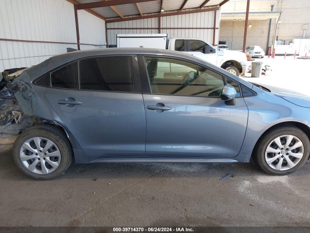 Toyota COROLLA LE 2022 JTDEPMAEXN3032768 Image 13