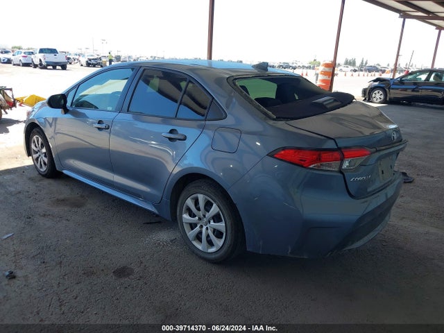 Toyota COROLLA LE 2022 JTDEPMAEXN3032768 Image 3