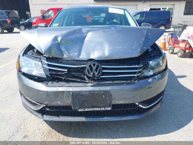 1VWAT7A3XFC043584 Volkswagen Passat 1.8t Wolfsburg Edition