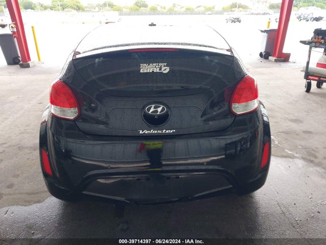 Hyundai Veloster Value Edition 2017 KMHTC6AD2HU319831 Image 16