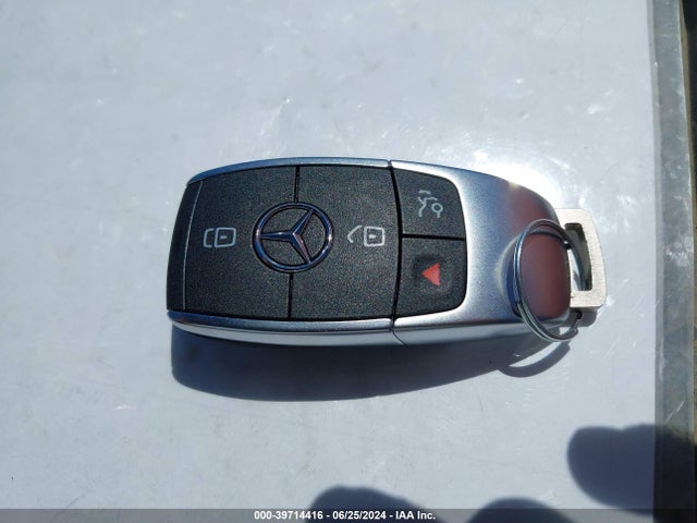 W1K5J4HB7LN091376 Mercedes-Benz CLA 250 4MATIC