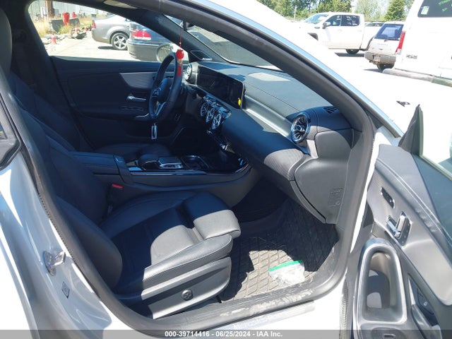 W1K5J4HB7LN091376 Mercedes-Benz CLA 250 4MATIC