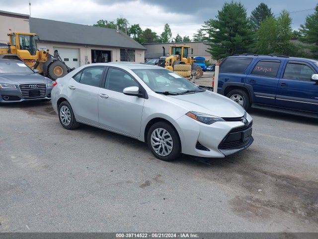 Toyota COROLLA LE 2018 2T1BURHE5JC085118 главное изображение