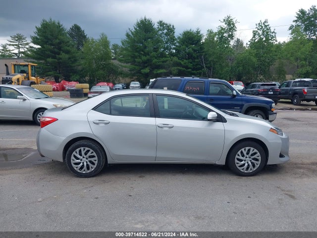 Toyota COROLLA LE 2018 2T1BURHE5JC085118 Image 13