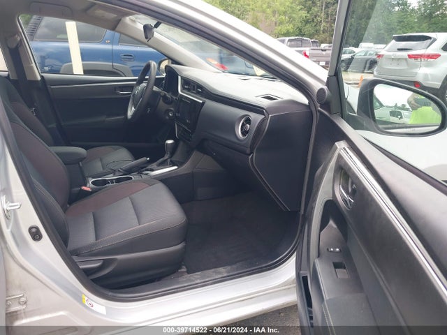 Toyota COROLLA LE 2018 2T1BURHE5JC085118 Image 5