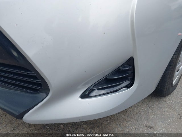 Toyota COROLLA LE 2018 2T1BURHE5JC085118 Image 6