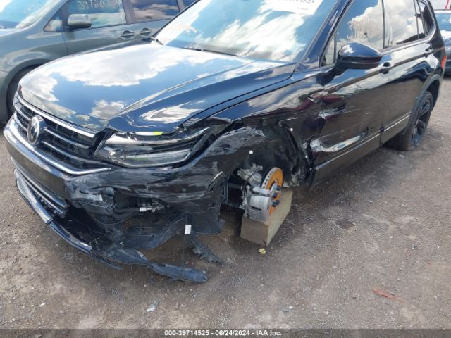3VV8B7AX9RM065734 Volkswagen Tiguan 2.0t Se R-line Black