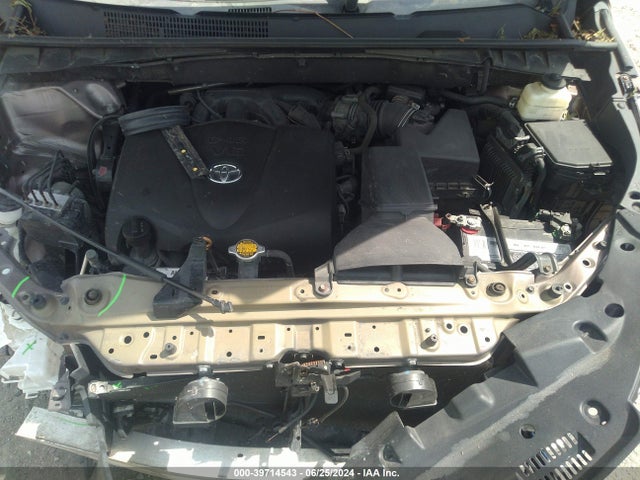 5TDJZRFH8HS409383 Toyota Highlander Xle