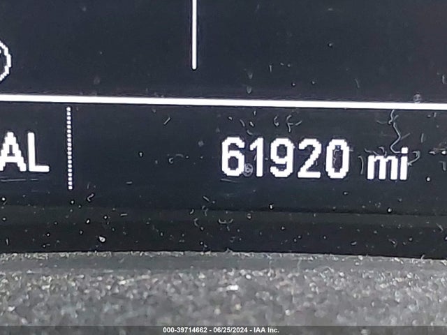 3GNAXHEV4JS576811 Chevrolet EQUINOX LS