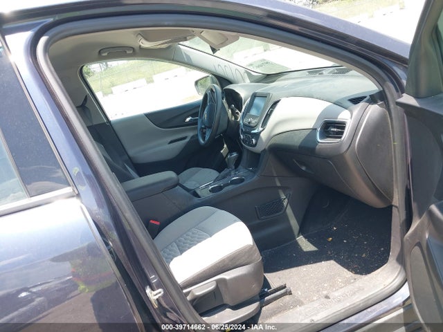 3GNAXHEV4JS576811 Chevrolet EQUINOX LS