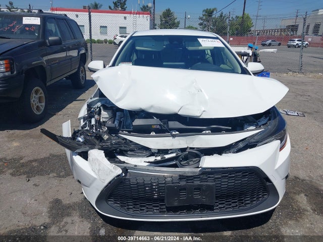 Toyota Corolla Hybrid Le 2022 JTDEAMDE1N3008176 Image 12