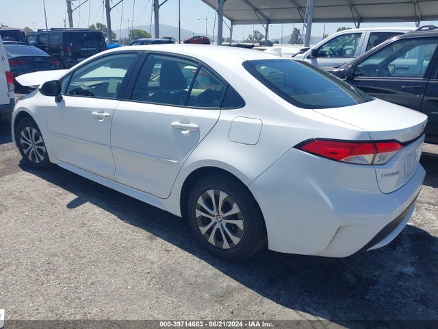 Toyota Corolla Hybrid Le 2022 JTDEAMDE1N3008176 Image 3