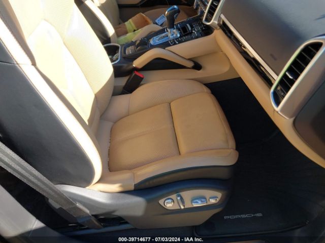 WP1AA2A20GKA36815 Porsche Cayenne