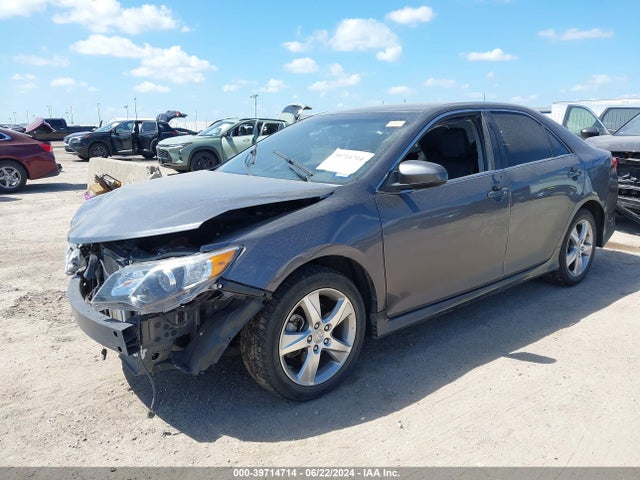 Toyota CAMRY SE 2014 4T1BF1FK7EU337539 Image 2