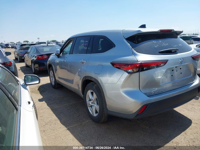 Toyota Highlander Le 2024 5TDKDRBH5RS546811 Image 14