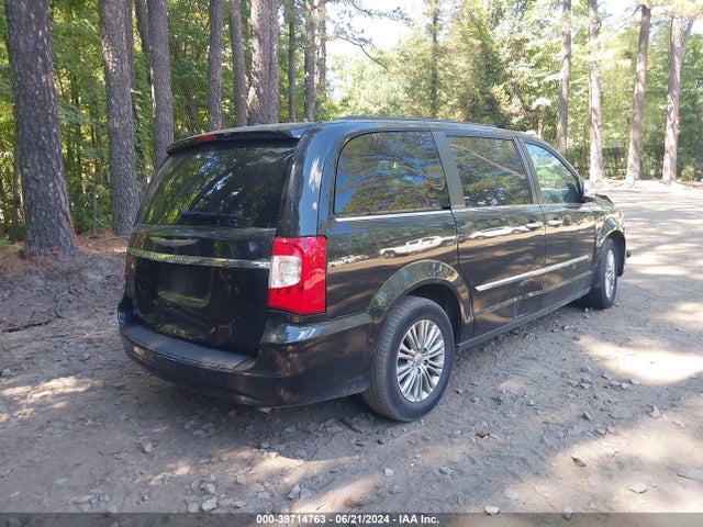 2C4RC1CG1GR128003 Chrysler Town & Country Touring-l Anniversary Edition