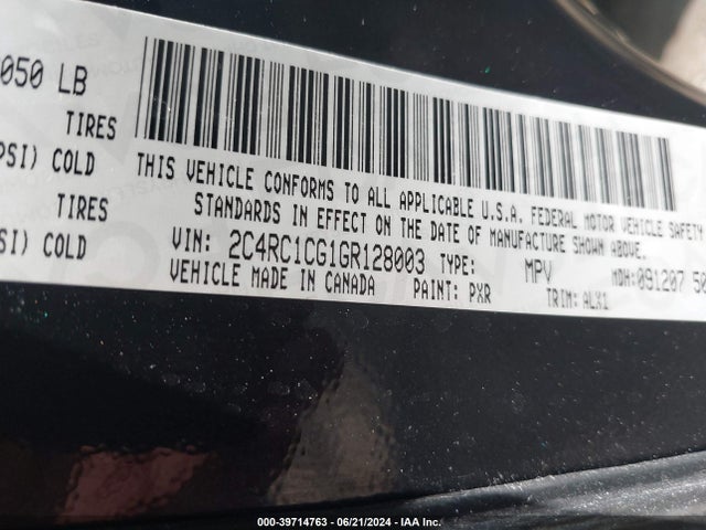 2C4RC1CG1GR128003 Chrysler Town & Country Touring-l Anniversary Edition