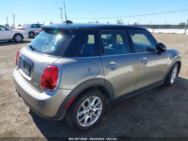 WMWXU7C02M2N60844 Mini Hardtop Cooper