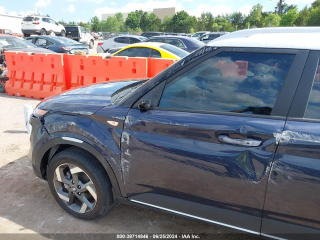 Hyundai Venue Limited 2023 KMHRC8A35PU238673 Image 6